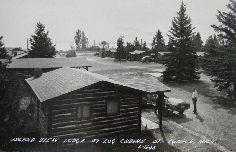 Chalet North Motel (Island View Lodge Motel) - Old Photo